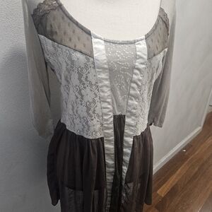 BKE Boutique Multi Media Top 3/4 Sleeves Sheer Lace Ribbon Boho SZ L